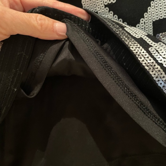 EXPRESS Aztec Tribal Boho Sequin Print Mini Skirt Size XS - Picture 4 of 6